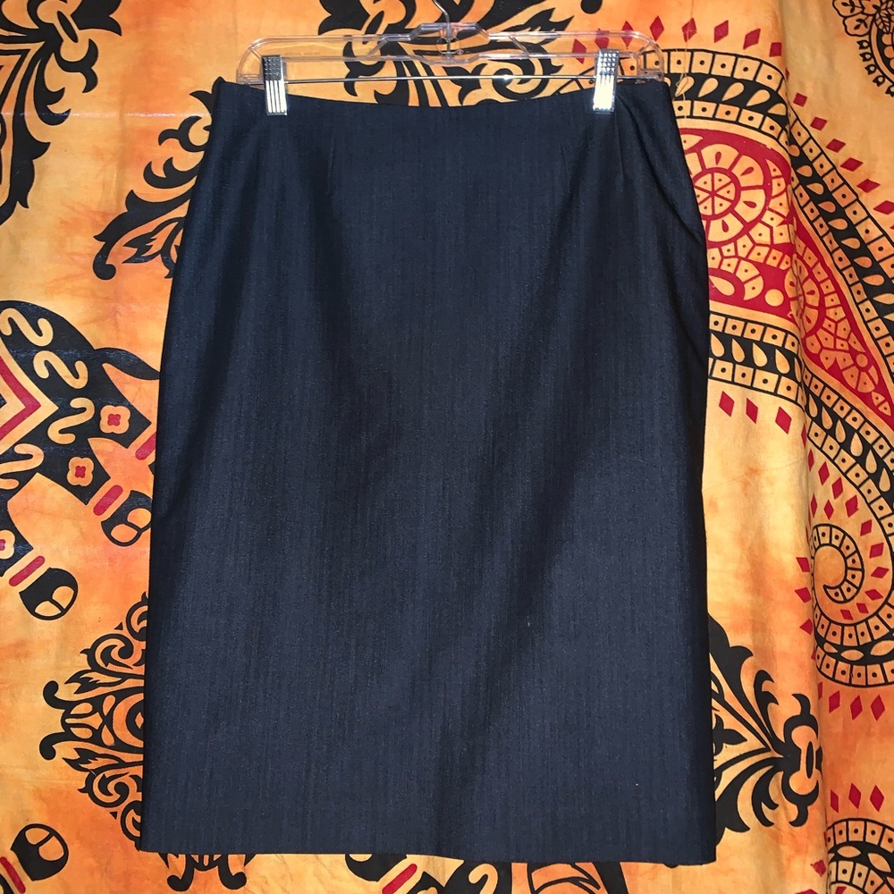 Jones Studio Dark Grey Pencil Skirt